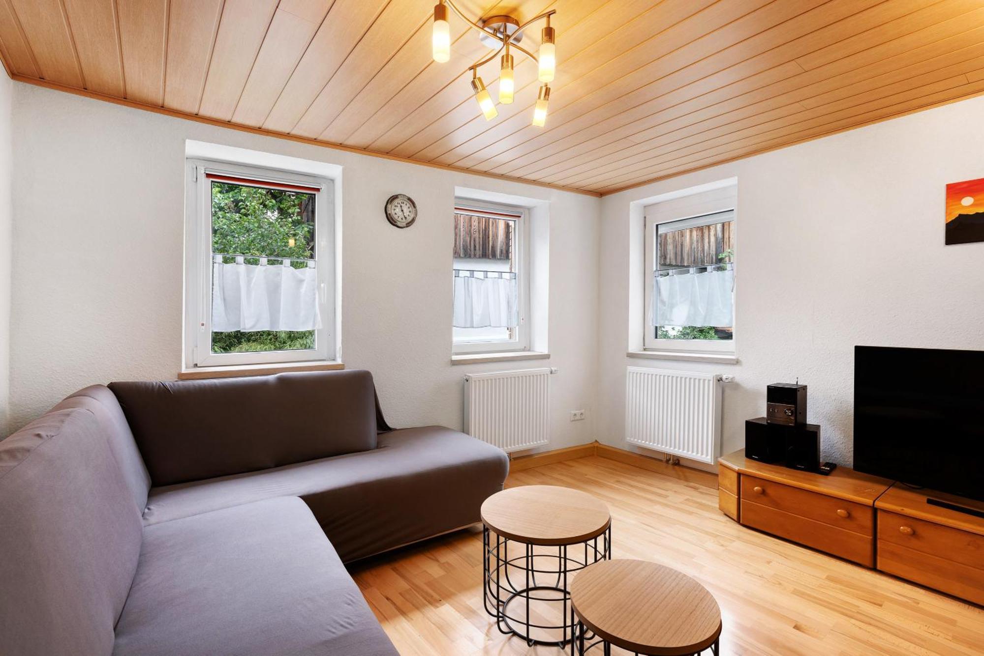 Ferienwohnung Im Laendle ロイトリンゲン エクステリア 写真